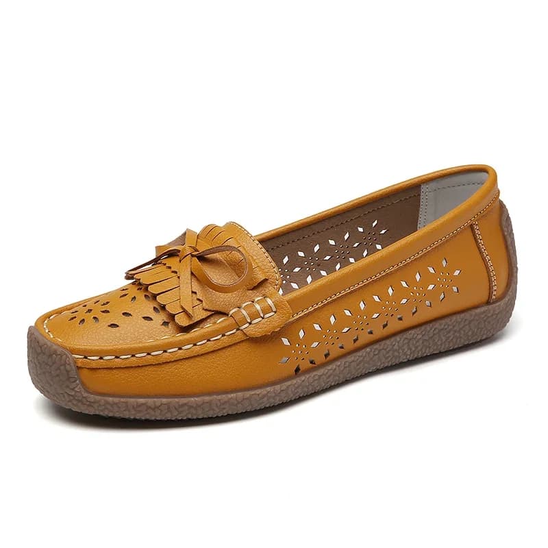 Nuove scarpe sportive casual piatte in pelle da donna, leggere, comode e alla moda per camminare. Mocassini di grandi dimensioni 35-42