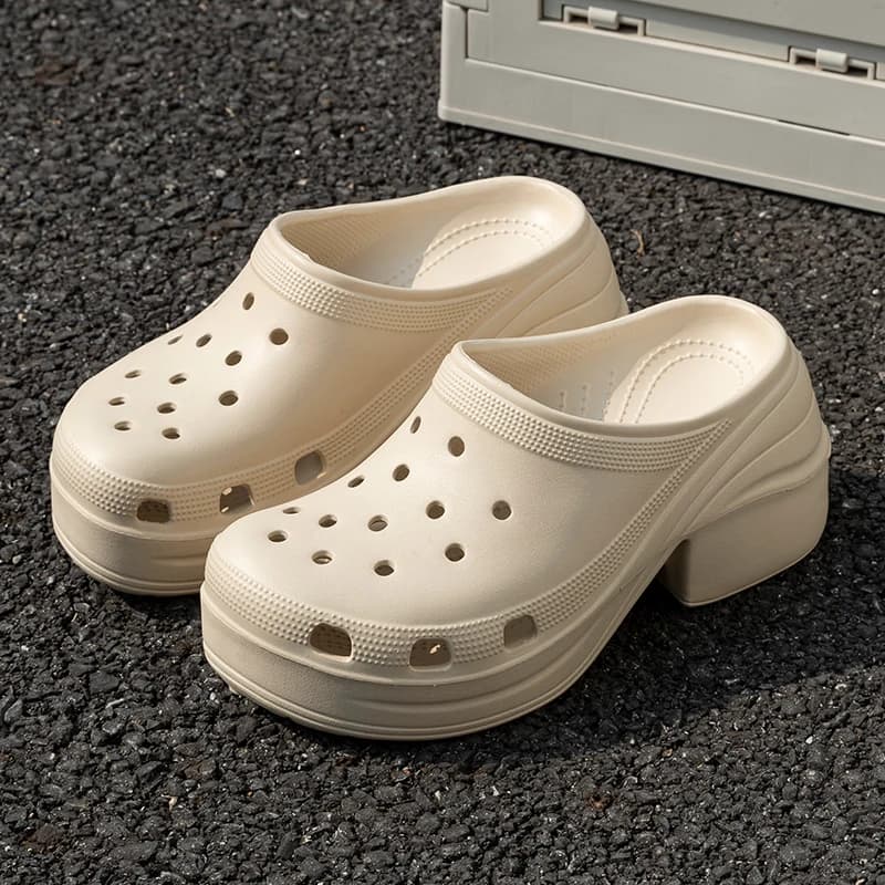 2025 Estate EVA Sandali con tacco grosso per le donne Moda Punta chiusa Piattaforma Zoccoli Scarpe Donna Suola spessa Antiscivolo Pantofole da spiaggia