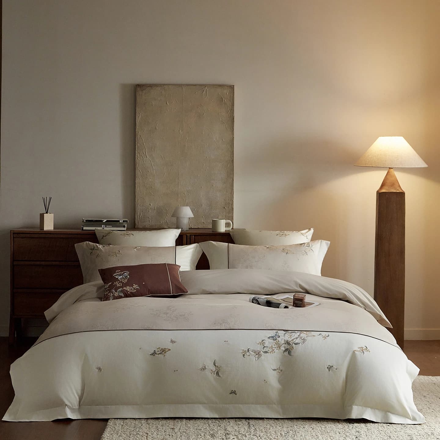 Luxury Bed Linen Set with Butterfly and Flowers Embroidery, 600TC Egyptian Cotton Jacquard, Copripiumin, Bedding/Lenzuolo with Corners, Faithful