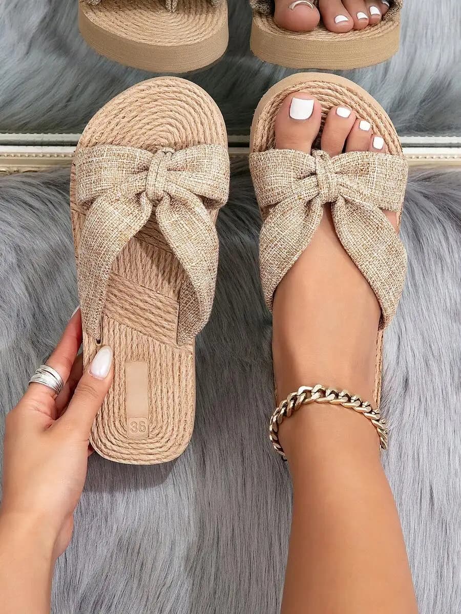 Women's Summer Flip Flops Flat Sandals Low Heel Thong Slippers Knotted Linen Imitation Straw Rope Brown Beige Beach Shoes Slip On Outdoor Beach Holiday Travel