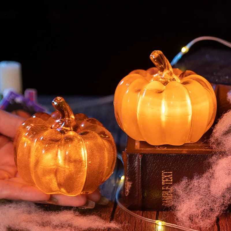 2 pezzi Decorazioni di Halloween Lanterne di zucca Zucche luminose a LED Puntelli per costumi di Halloween Ornamenti per il desktop Piccole luci notturne