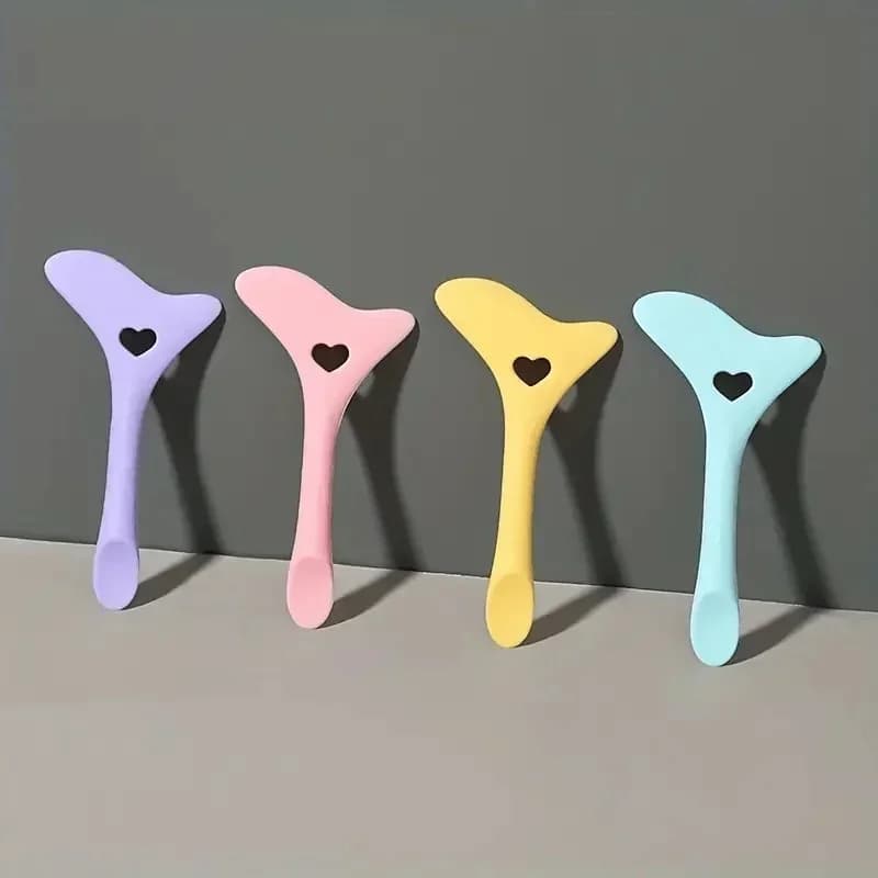 1-4Pcs Heart-Hollowed Silicone Eye Makeup Aid Mascara Applicator Guard Protector Eyeshadow Shield Cosmetic Positioning Tool