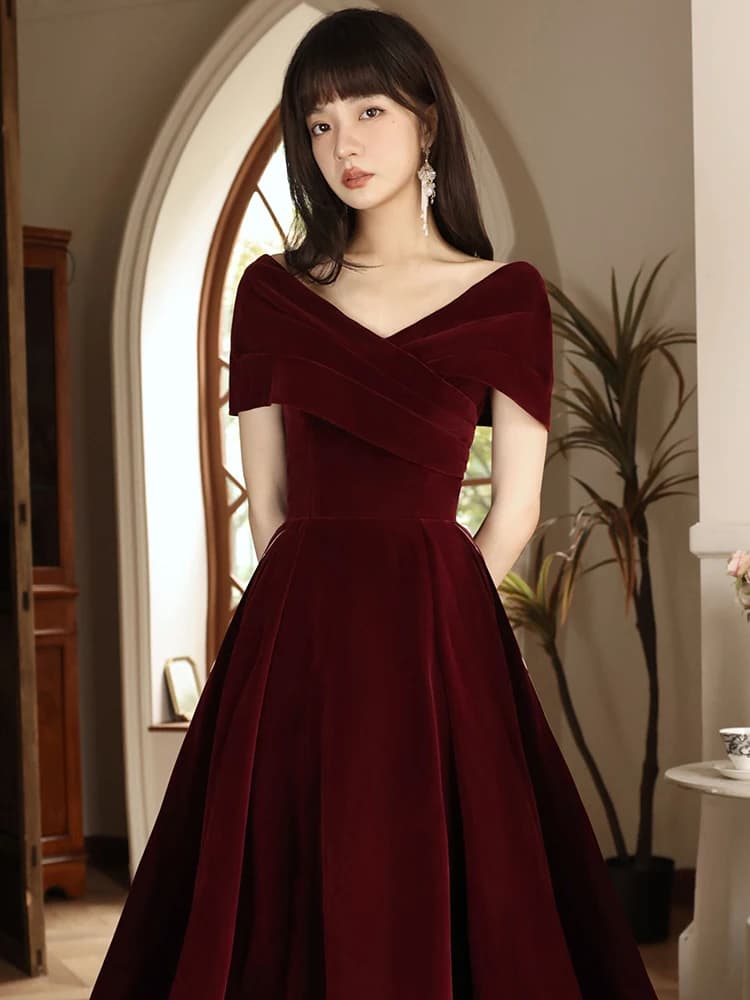 Bride's Wedding Dress Red One-Shoulder Slimming Large Size Belly Covering Short Sleeve mid Waist Velvet A-Line Skirt Dress