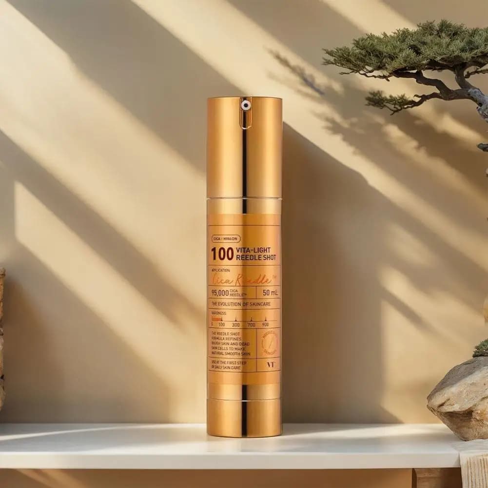Vita-Light Reedle Shot 100/300 Siero Lozione Illuminante per la Pelle con Vitamina C + E, Capsules of Collagen, Nutrient and Hydrating Essence for Skin