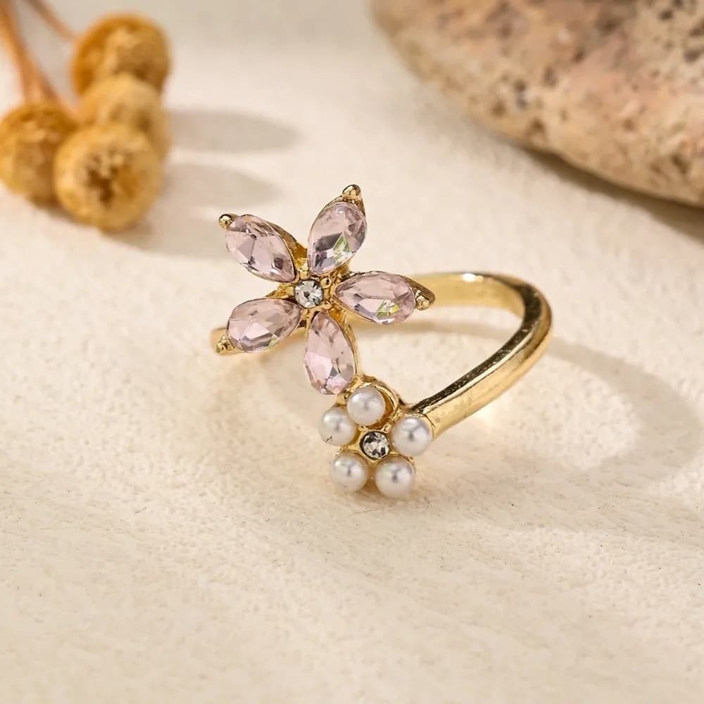 4 pcs Simple Rhinestone Flower Rings Light Luxury Crystal Opening Finger Ring Adjustable Alloy Finger Jewelry Ladies Jewelry