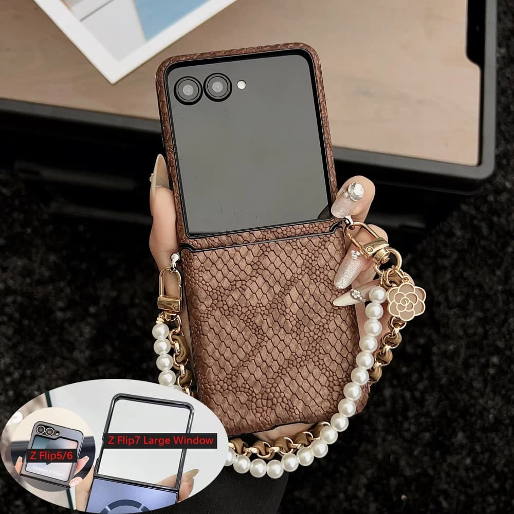 Luxury snake texture leather phone case for Samsung Galaxy Z Flip 7 6 5 4 Zflip7 Back cover with pearl flower bracelet Funda