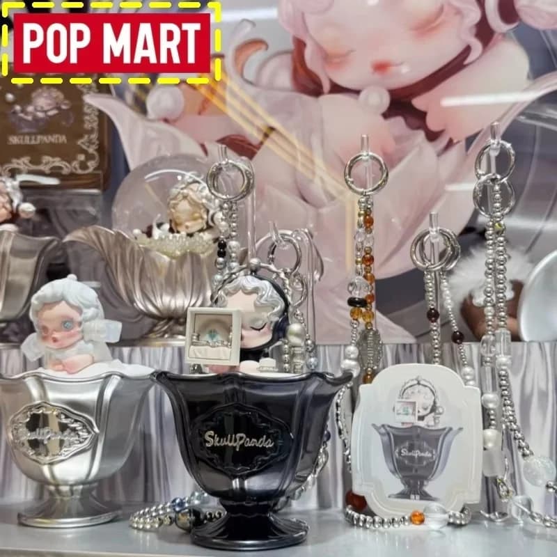 Genuine Pop Mart New Skullpanda The Feast Begins Scented Candle Series Blind Box Room Decoration Christmas Premium Gifts