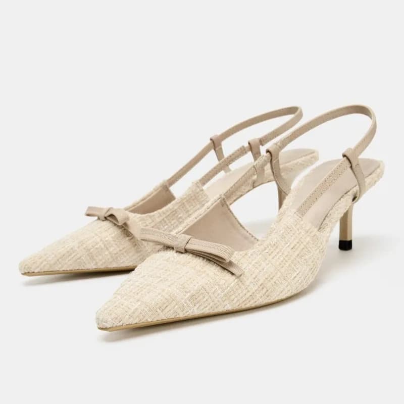 Eleganti scarpe con tacco a forma di gattino con decorazione con fiocco beige per donna Sandali con cinturino alla caviglia con punta a punta di design di lusso Scarpe da festa alla moda