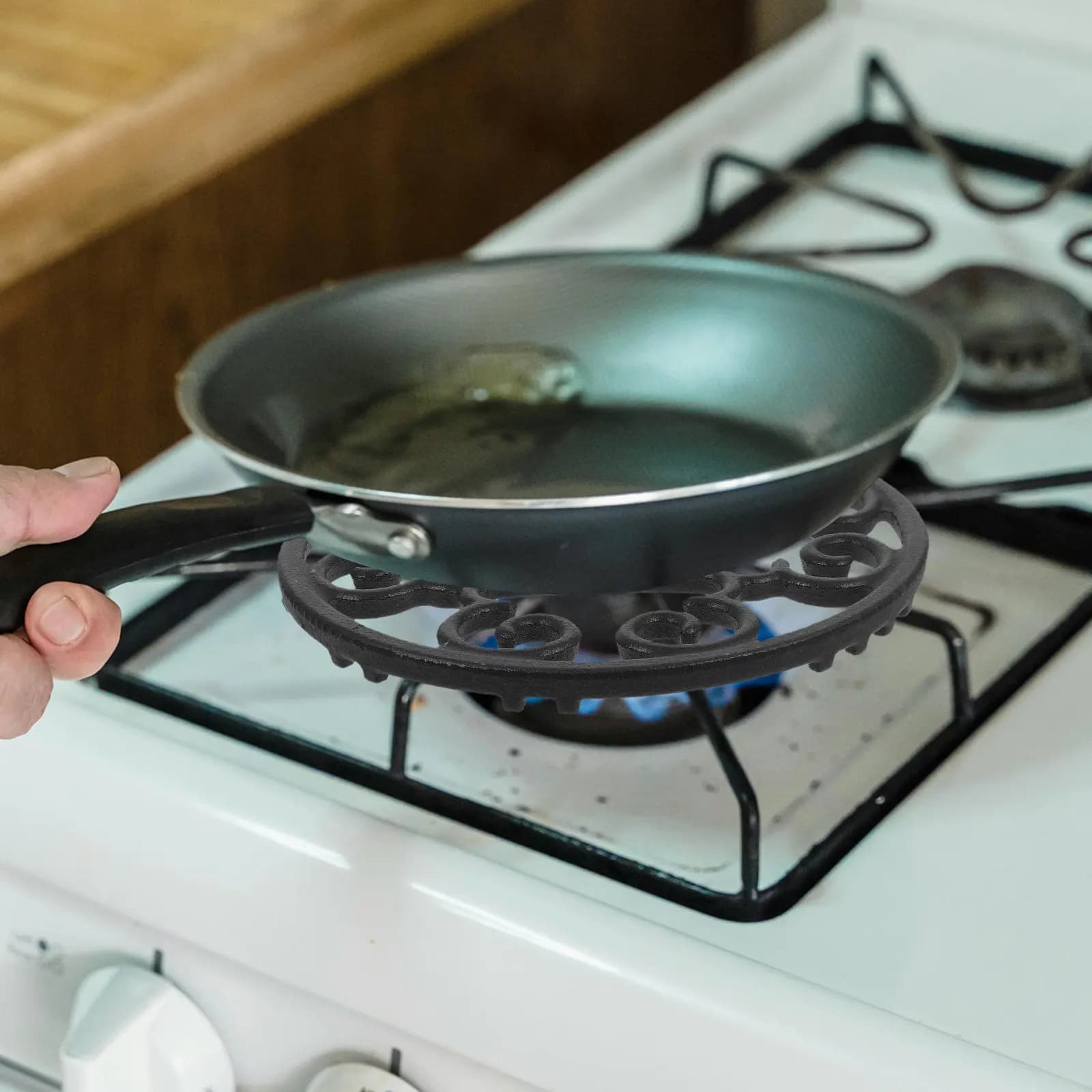 High Heat Resistant Cast Iron Wok Ring Round Pot Support Rack for Gas Stove Non Slip Wok Stand Ideal for Boiling Steaming