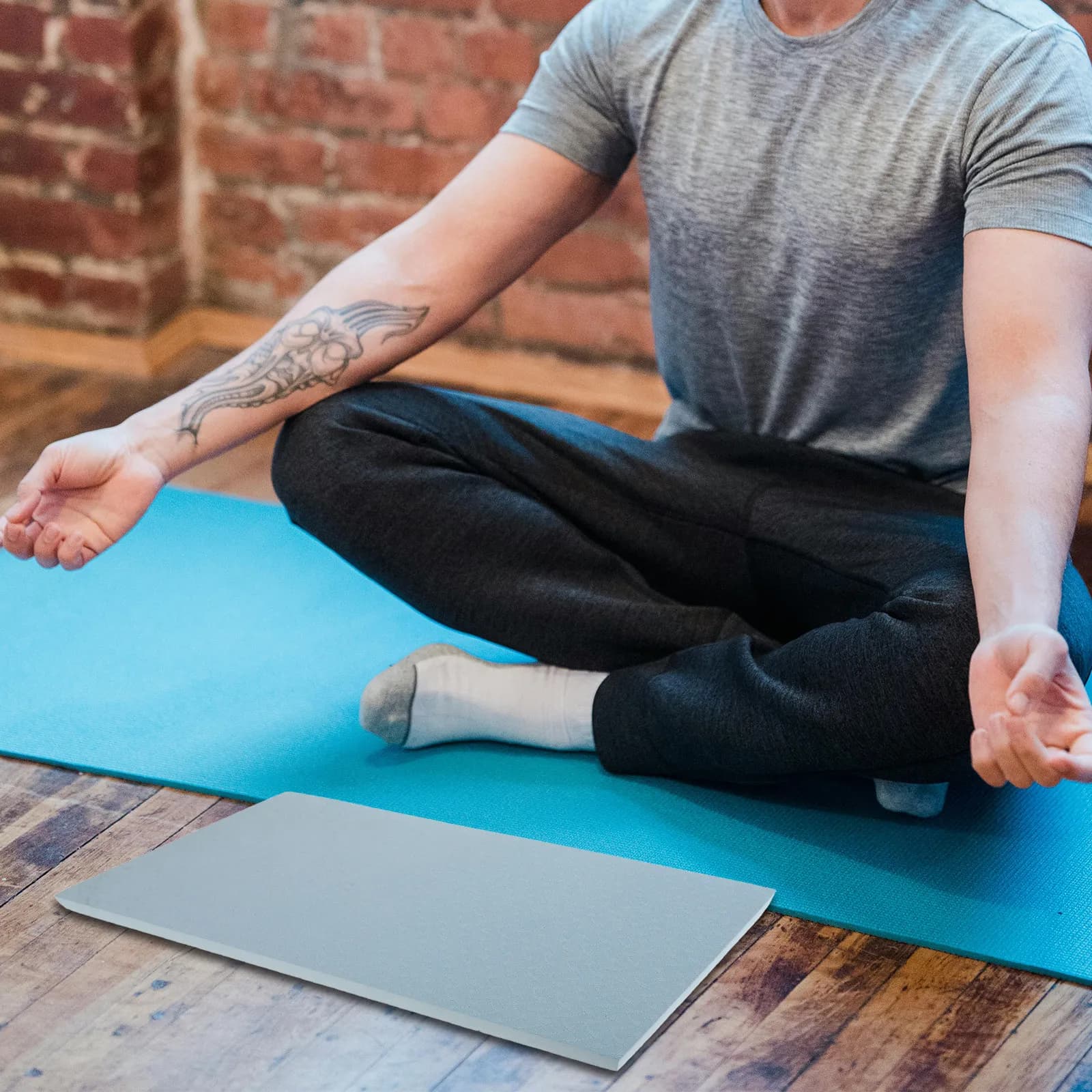 Padded Yoga Mat Thick and Soft, Fitness Support Mat, Balance Training, Pilates, Yoga, Gym Exercises