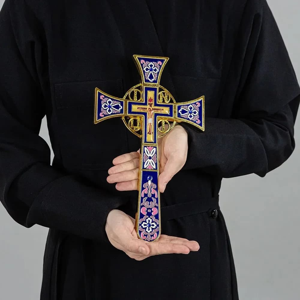 New Orthodox Church Jesus Cross Family Decoration for Religious Ceremony and Prayer Ceremony Cross Holding Family Cross Box Gift