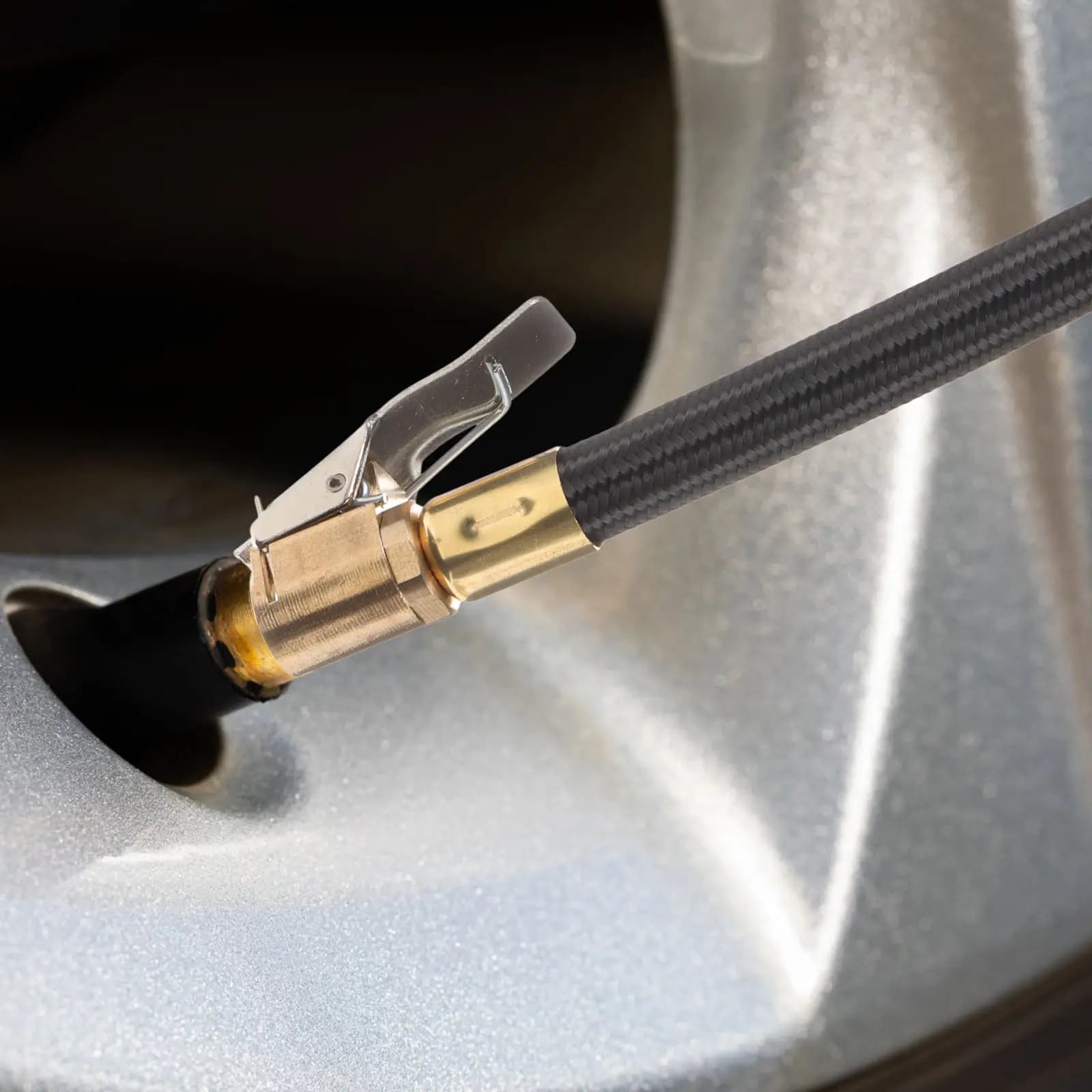 Tubo di Prolunga per Gonfiaggio Pneumatici con Raccordi in Rame Resistenti per Gonfiaggio e Sgonfiaggio Rapido e Facile, Tubo per Pompa Pneumatici Auto