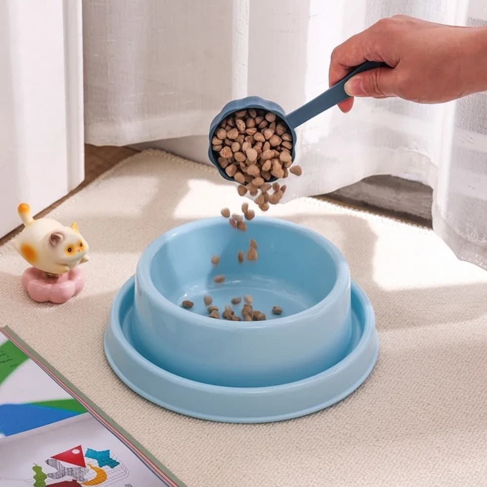 Durable Round Pet Bowl Non Slip Elevated Dog Bowl Universal Easy to Clean Food Bowl Indoor Feeding