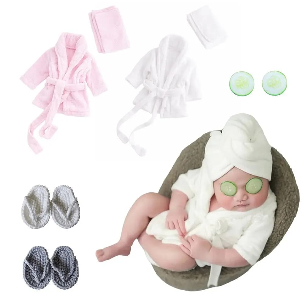 Accessori per Fotografia: Set Neonato con Accappatoio, Fascia per Capelli, Pantofole e Asciugamano - Costume a Forma di Cetriolo