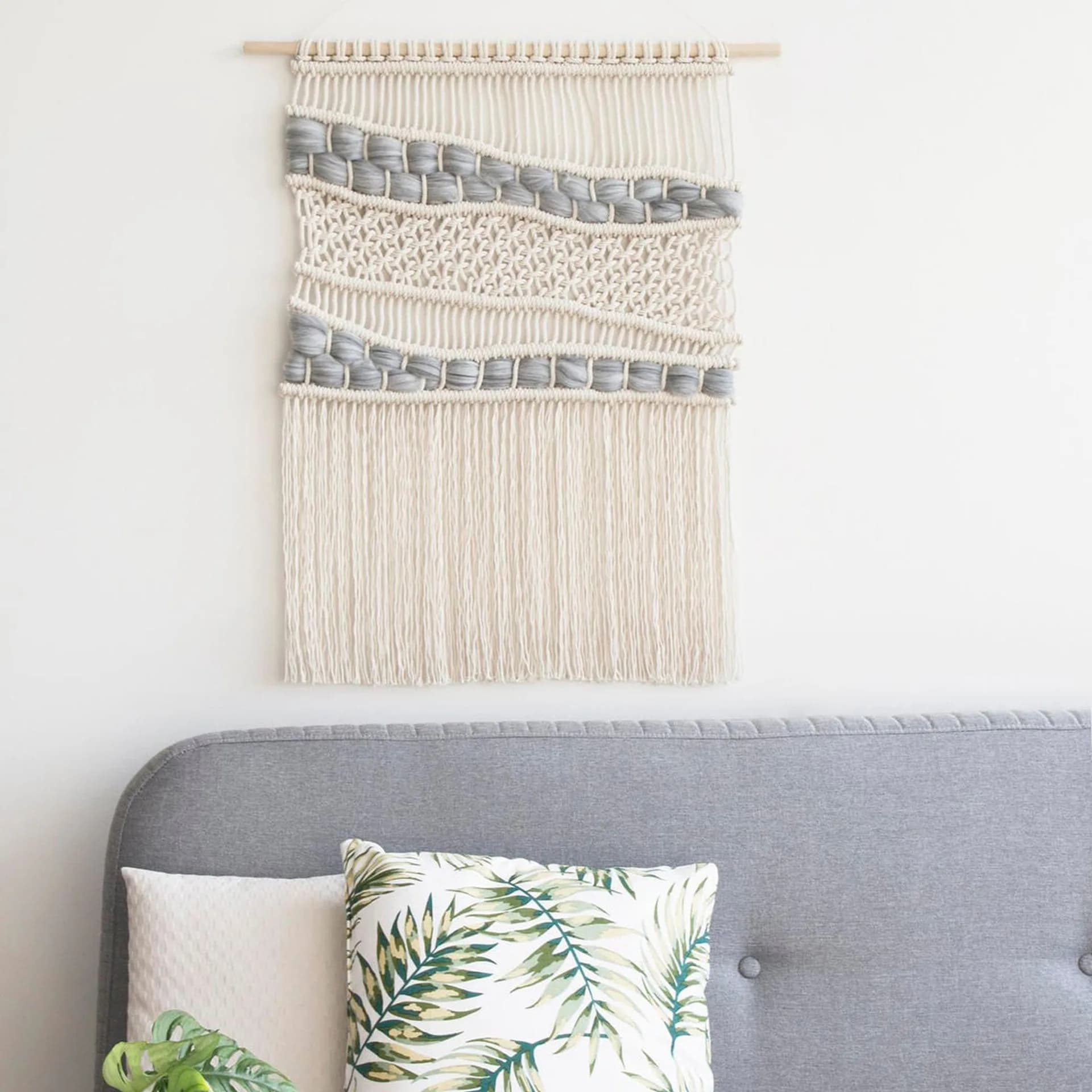 Nordic Style Handwoven Macrame Wall Hanging Home Decor Hotel Background Decoration Simple Atmosphere Large Size Cotton Tapestry