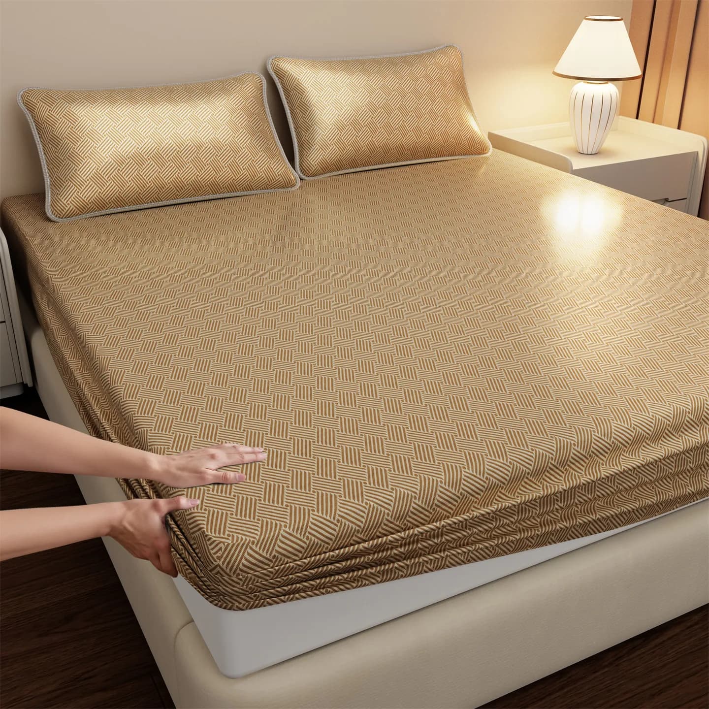 Summer Ice Silk Fitted Sheet Refreshing Cooling Cover Sheet Elastic Mattress Protector Single Bed Queen King 90/120/150/180/200