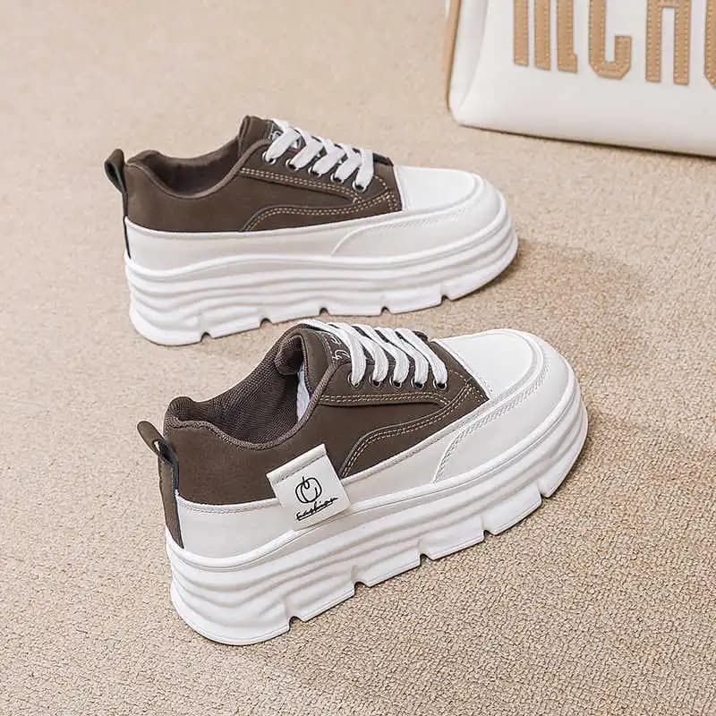 Women's Lux sneakers with round toe and growing height Mocassini Women's brown boots Skateboard shoes Women's Sport