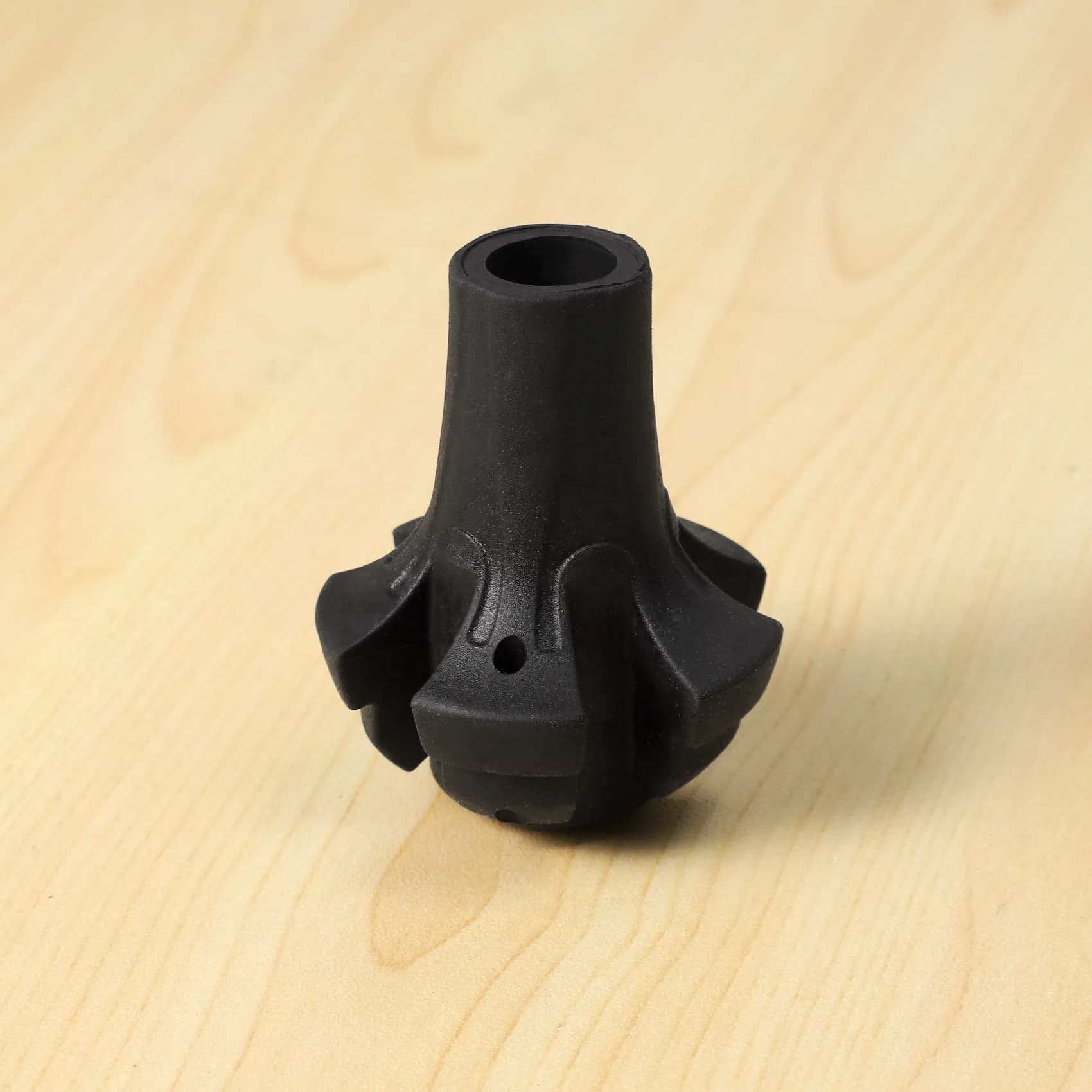 Pack of four spare parts in extra durable rubber (foot/balls/pumps/ spare hoods) for trekking poles - Fit all feet