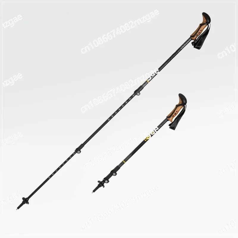 Trekking poles for outdoor mountaineering Light trekking poles with external telescopic lock