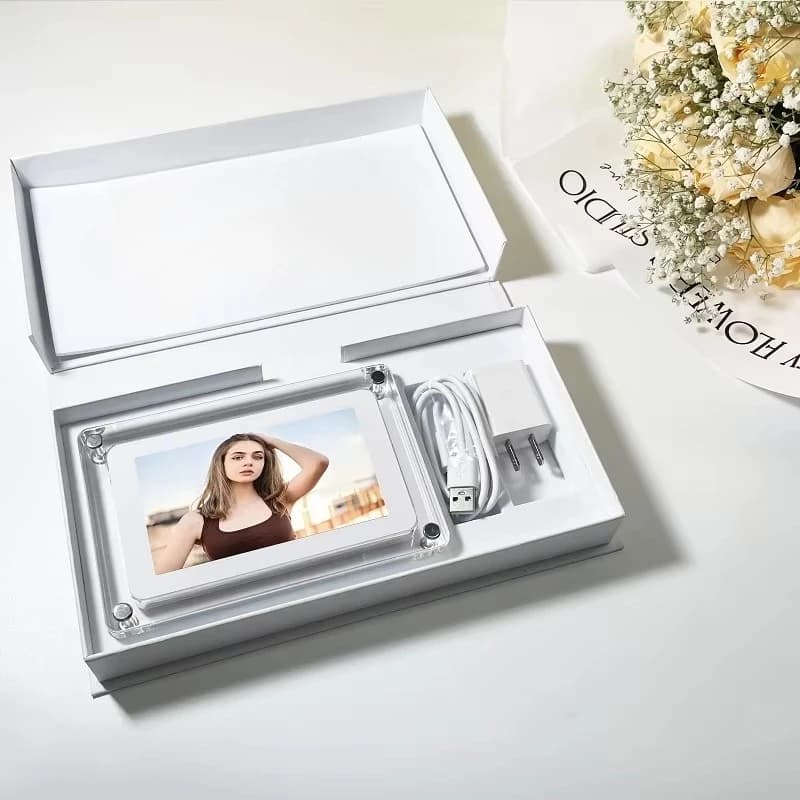 High Quality 5 Inch Photo Frames Digital Picture and Video Frame