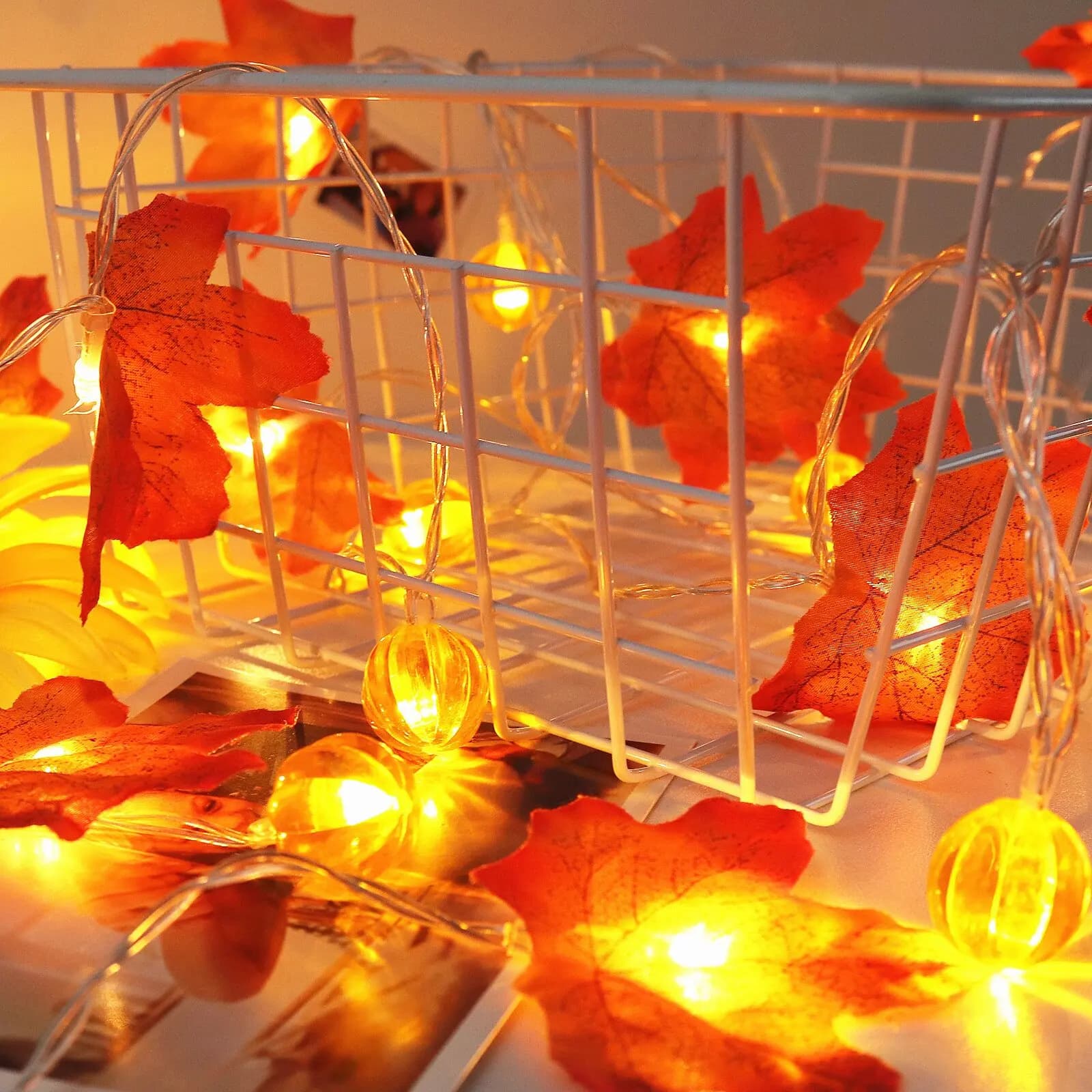 1PC 10/20LED Zucca Foglia d'acero Lucine Alimentate a batteria Decorazione Lampada Natale Halloween Party Luci della stringa