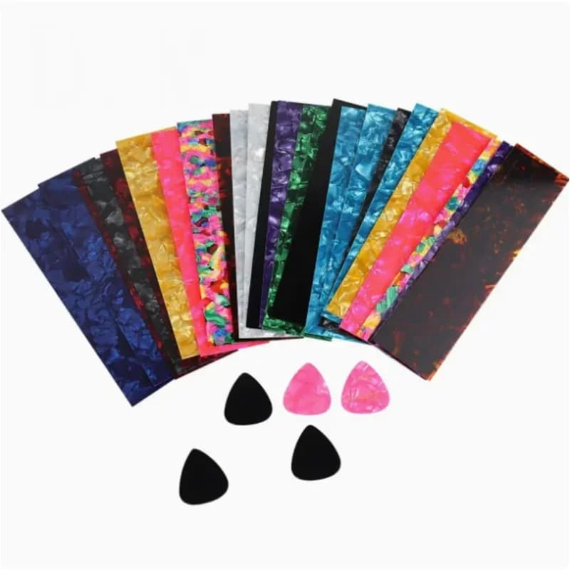 25 Pezzi di Strisce per Plettri da Chitarra (Disponibili) Include: 6 Pezzi da 0,5mm, 13 Pezzi da 0,73mm, 6 Pezzi da 0,9mm