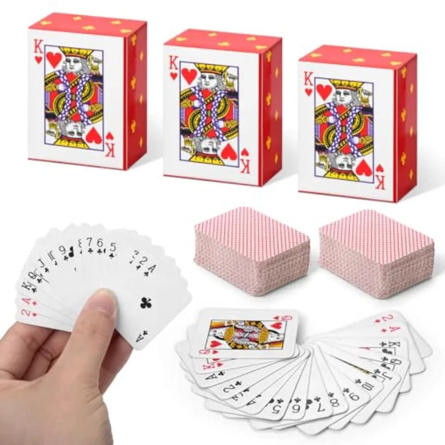 Per serate di gioco, feste in campeggio e intrattenimento in movimento: confezione da 3 mini carte da gioco in plastica multicolore, divertenti e resistenti