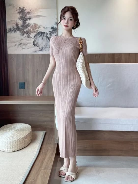 Summer Women's Knitted Dress Slim Fit Waist Cinched Short Sleeve round Neck Midi Long Dress Soft Style City Commute Suitable