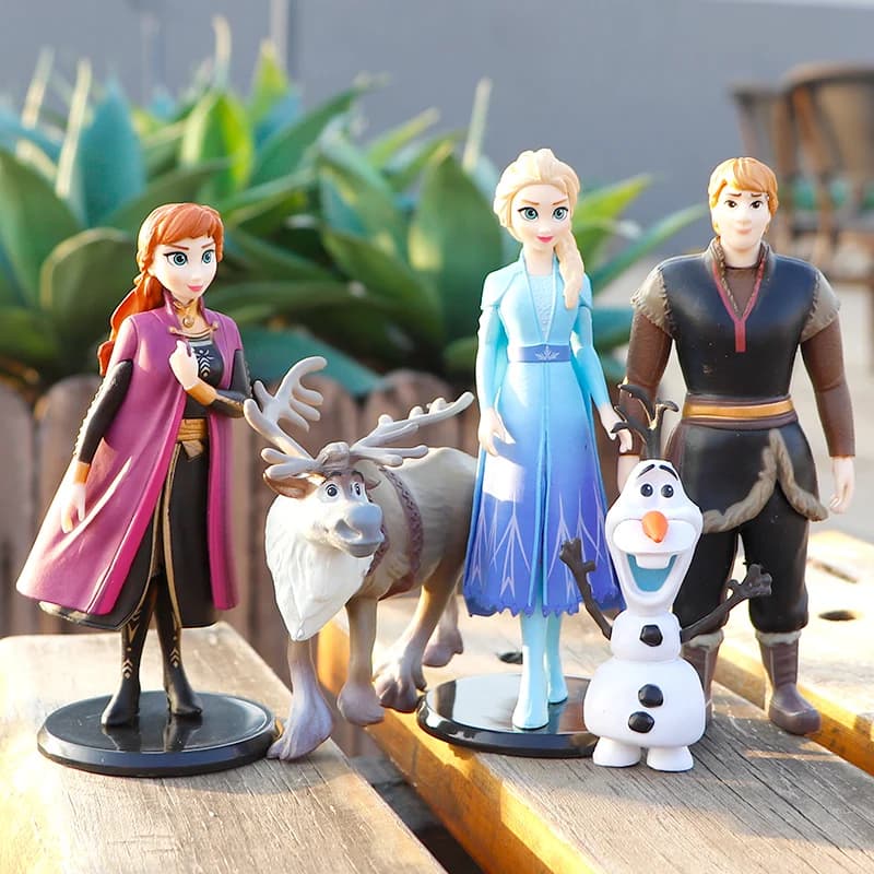 Set Decorativo Disney Frozen con Principesse Elsa, Anna, Olaf e Renna, Statuette Giocattolo, Decorazione per Torte, Modellini Regina, Regalo