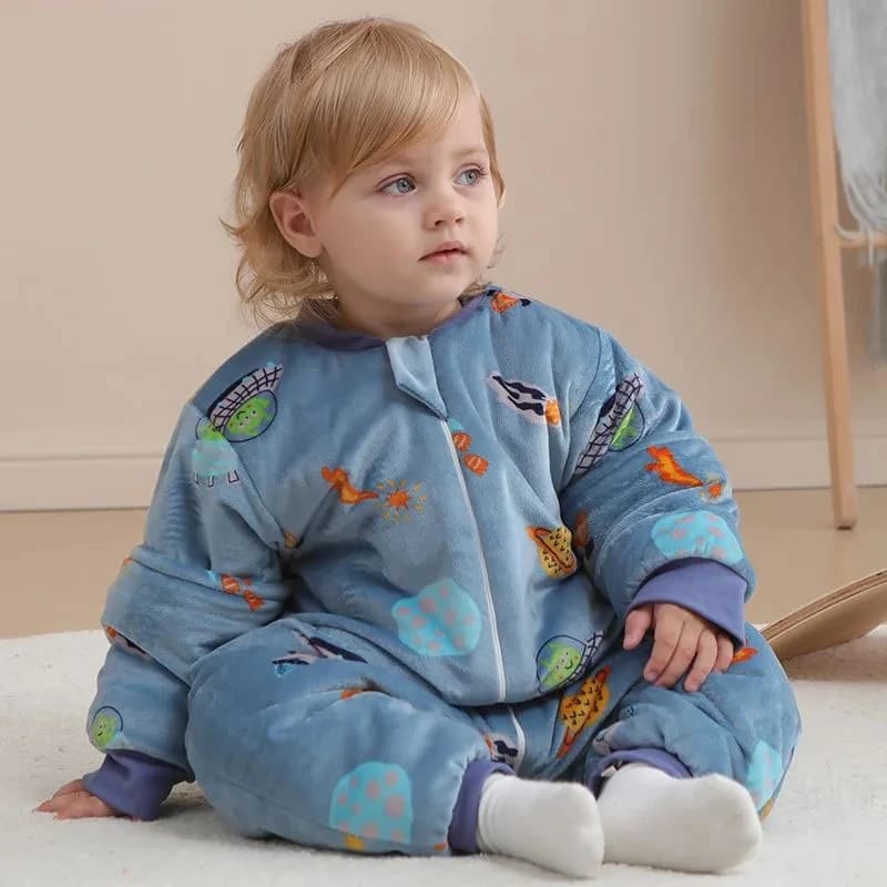 Children's sleeping bag in animated cartoon style Autumn Winter Addensate Boys Girls Sleeping bag for babies Warm cotton pagliaccetti Full pajamas