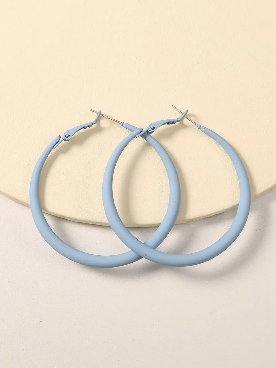 1pair European And American Style Simple Geometric Round Open Painted Hoop Earrings For Women, Ideal For Daily Wear And Festival