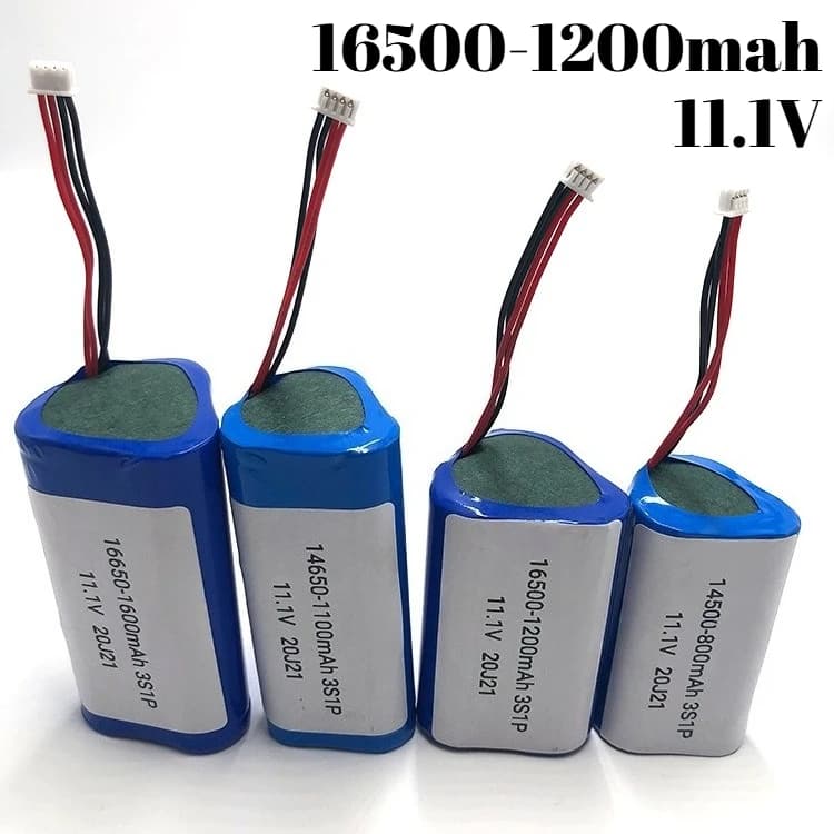 Pack of 5 lithium-ion batteries from 11,1 V 1200 mAh 16500 rechargeable 3S1P triangular form battery for massager with gun
