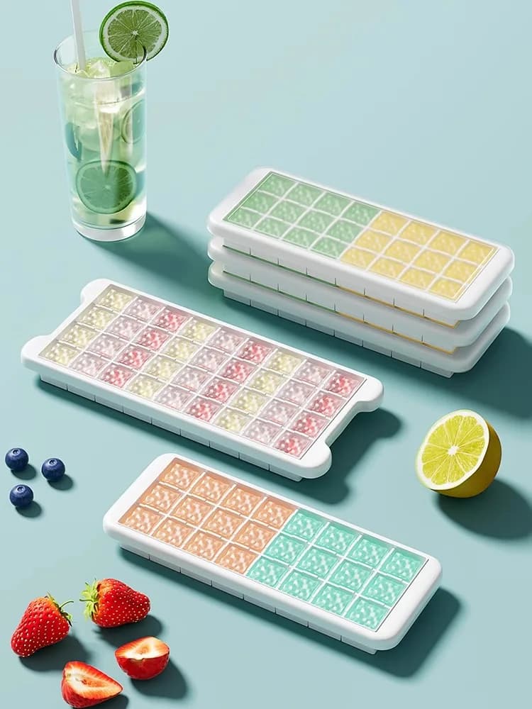 Vassoio per ghiaccio in silicone per alimenti con coperchio, contenitore per cubetti di ghiaccio per uso domestico, strumento da cucina per cucinare e cuocere, supporto per stampo per ghiaccio