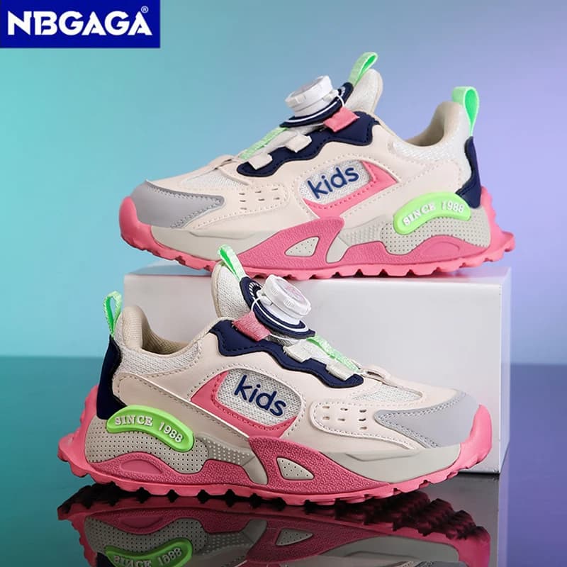 Kids casual sneakers, breathable mesh summer shoes for boys and girls from 5 to 16 years, read, for outdoor sports, tennis, size 28-39