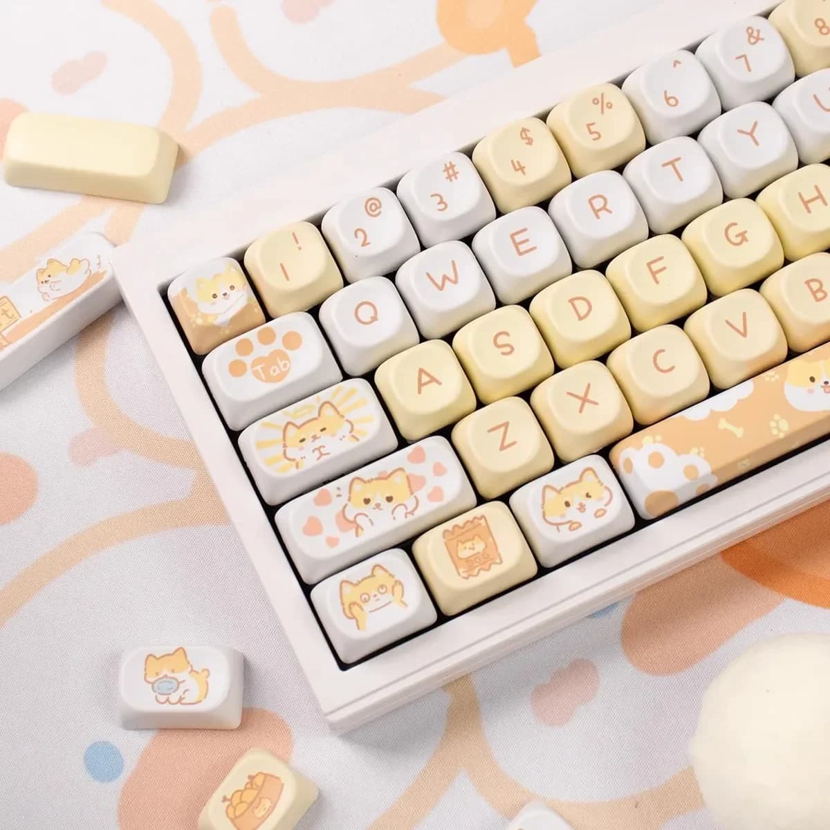 Nuovi Keycaps 2026 con Profilo MOA a 95 Tasti, Tema Shiba Inu, in PBT con Sublimazione a Tinta, per Tastiere Meccaniche da Gaming con 61/64/68/84/75/87 Tasti