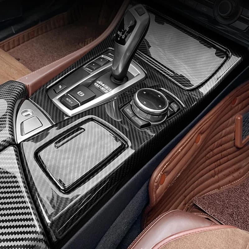 Parte automobilistica per BMW Serie 5 F10 Accessori in fibra di carbonio Car styling interno console centrale pannello del cambio striscia decorativa