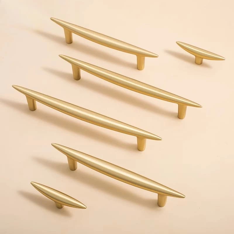 Maniglie per Mobili in Ottone Massiccio Stile Nordico per Armadi e Cassetti, Accessori per Guardaroba, Maniglie Lunghe per Ante di Cucina