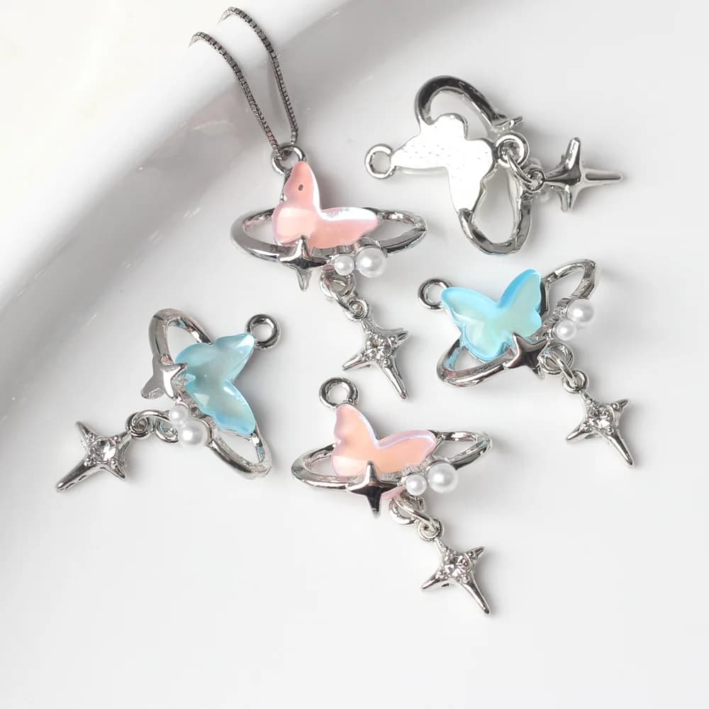 6 pcs/lot 20*30 MILLIMETRIES In Zinc Alloy Rhinestones Resin Bead Inlaid Butterfly Cross Pendants And FAI Pendants FROM TE Necklace Bracelet Accessories