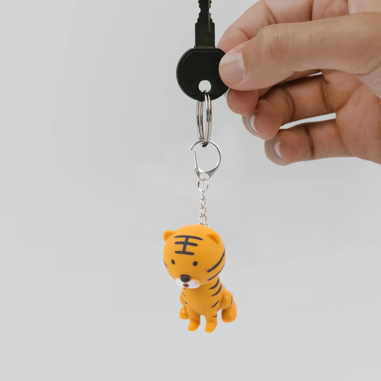 5 pieces bright keychain with key ring sound with baby animal torch wedding birthday christmas gift for boys and girls
