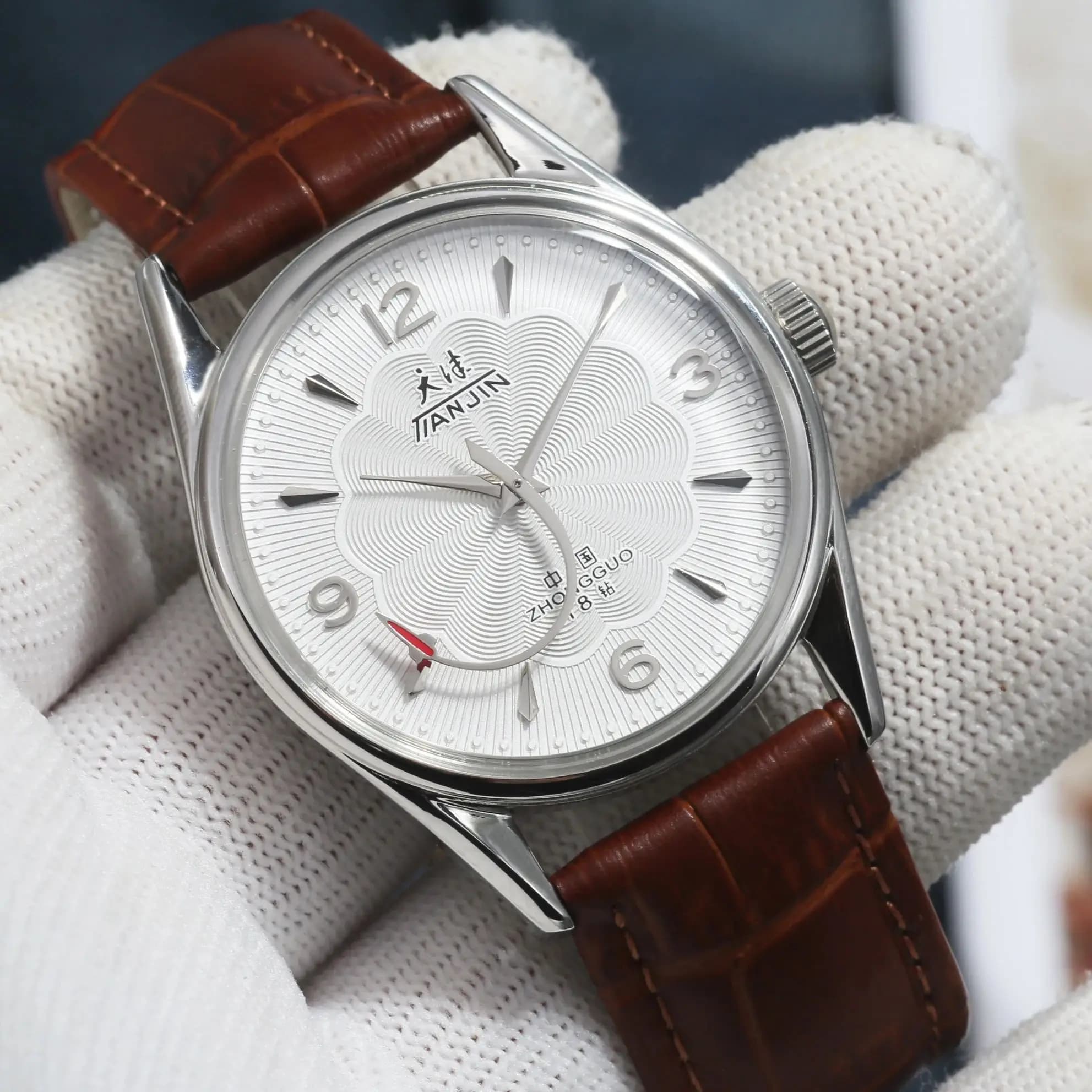 Orologio meccanico da uomo Tianjin con carica manuale e bracciale, modello 8120. Orologio impermeabile in acciaio inossidabile calibro 38 mm