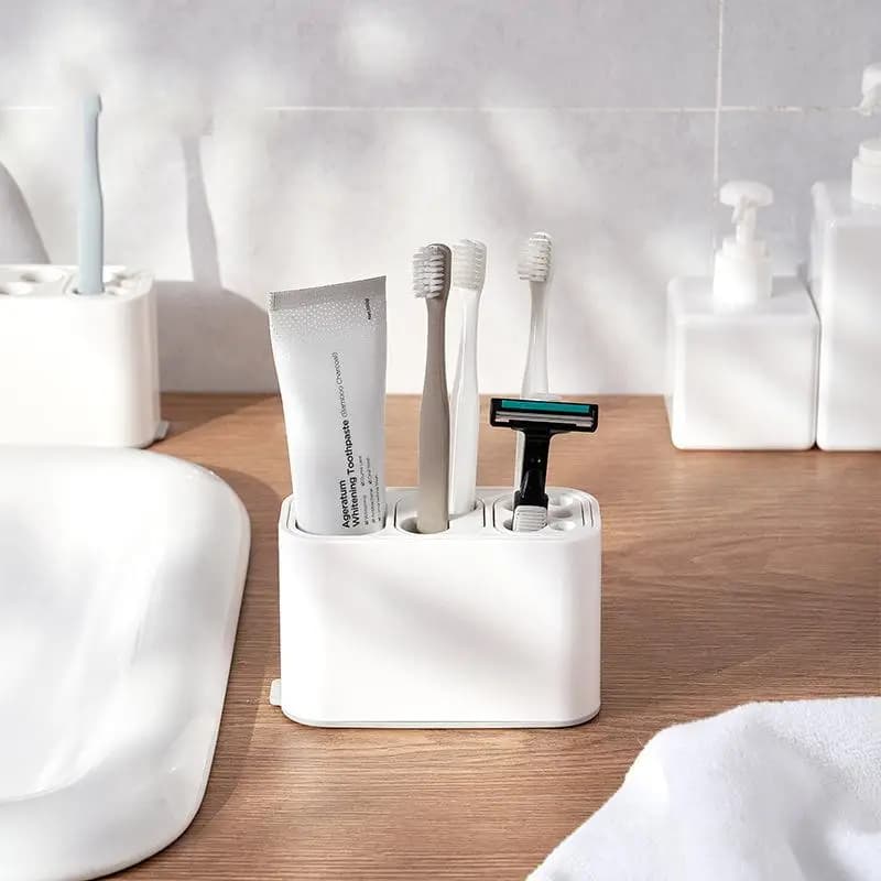 Portaspazzolino multiuso salvaspazio con design antiscivolo per bagni
