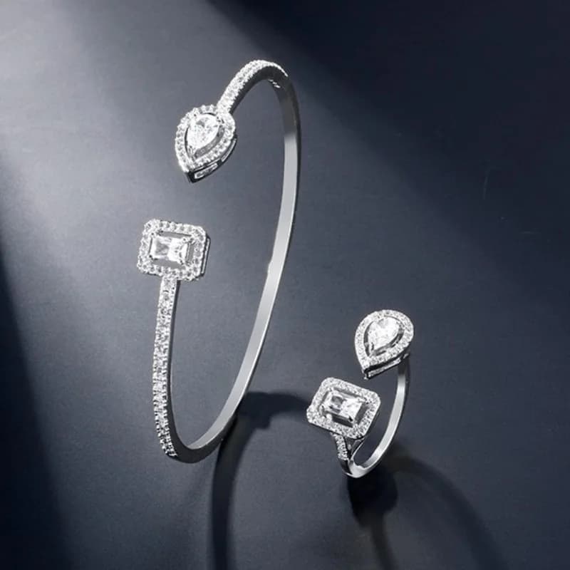 Nuovo Set di Bracciale e Anello Geometrico con Zirconi, Design di Lusso Europeo e Americano per Donne