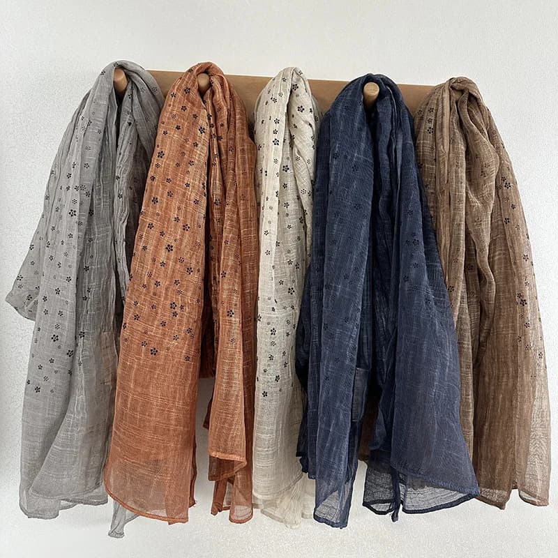 Natural Hemp Scarf, New Autumn Scarf in Bamboo Cotton with Small Floral Patterns, Light Scarf and Warm for Spring and Autumn, Solar Protection