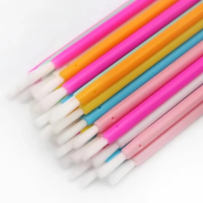 50 pcs disposable nylon fiber lip brush lipstick sticks for lipstick applicator clean lip gloss brush portable cosmetics tools for women makeup