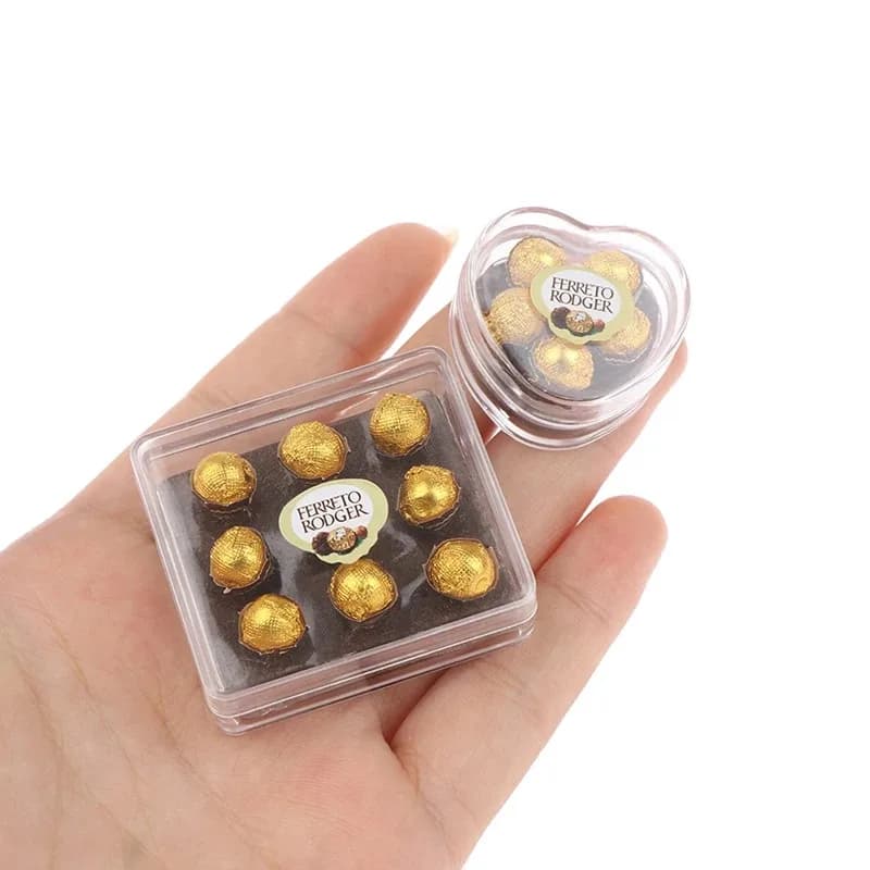 1:12 Miniatura per casa delle bambole Confezione regalo in cioccolato Modello Cibo Giocattolo Accessori da cucina