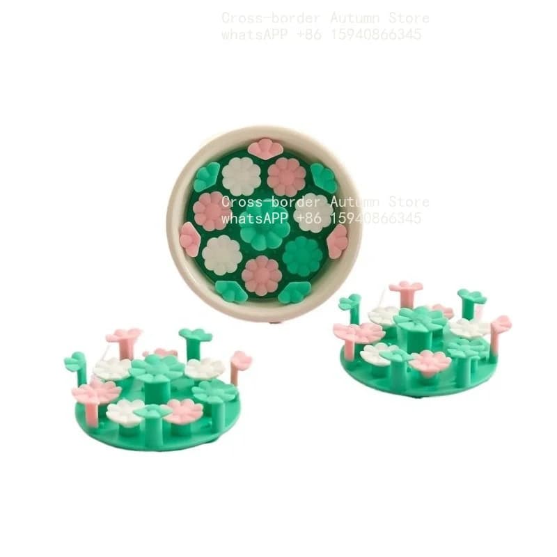 Slow Food Huahua Pet Bowl Universal Anti-Choking Flower-shaped Slow Feeder Wall-Wicked Silicone Washable Wall-Wick Washable