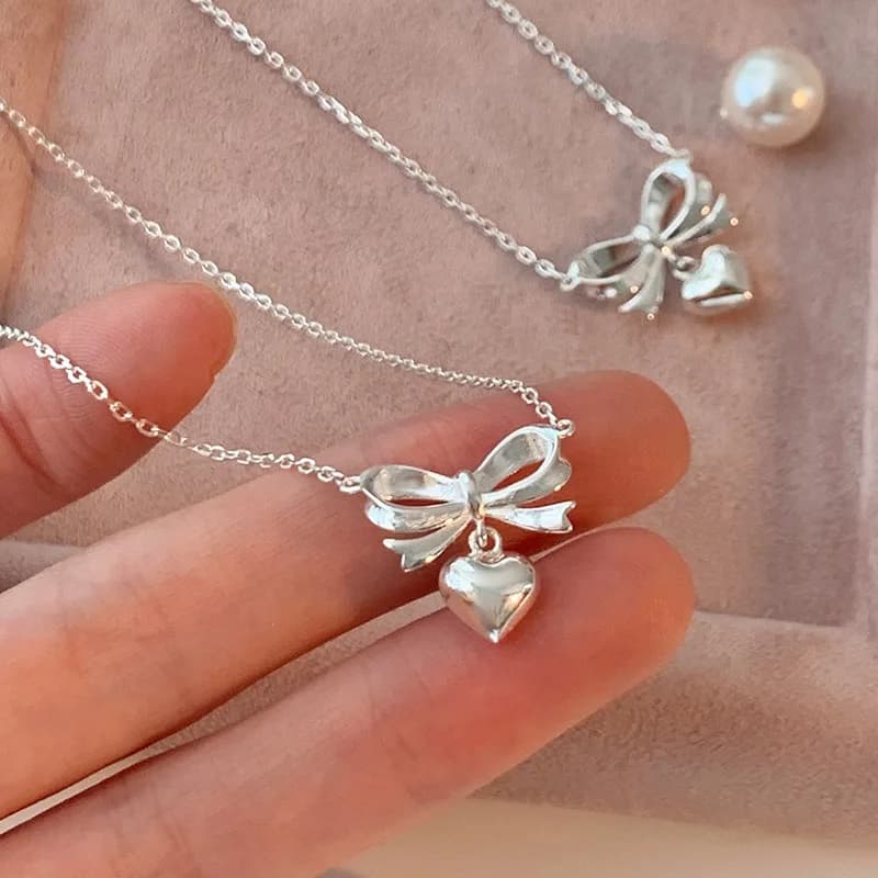 Sweet Cute 925 Sterling Silver Hollowed Bowknot Three-dimensional Heart-shaped Pendant Necklace for Woman Y2k Jewelry Accessory