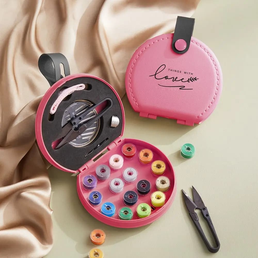 Set da Cucito Portatile Mini in Custodia di Pelle PU, Scatola Salvaspazio per Aghi e Fili, Kit da Cucito da Viaggio Fai-da-Te con Manico, Accessori per Cucito