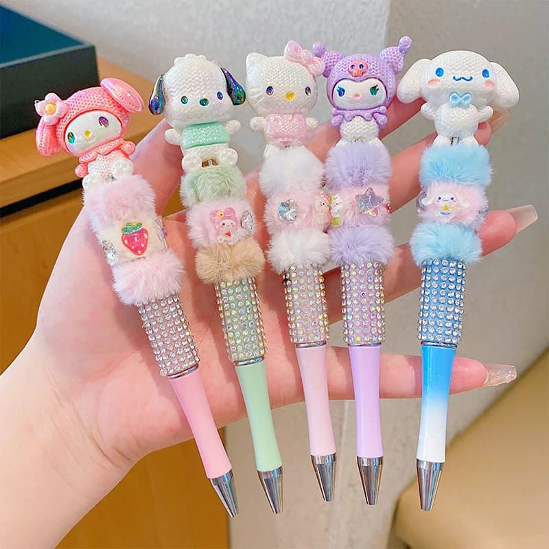 Nuova Penna Gel Peluche Sanrio Hello Kitty, Forniture Scolastiche per Bambini, Penna Rotante con Cristalli, Penna a Sfera con Strass e Perline