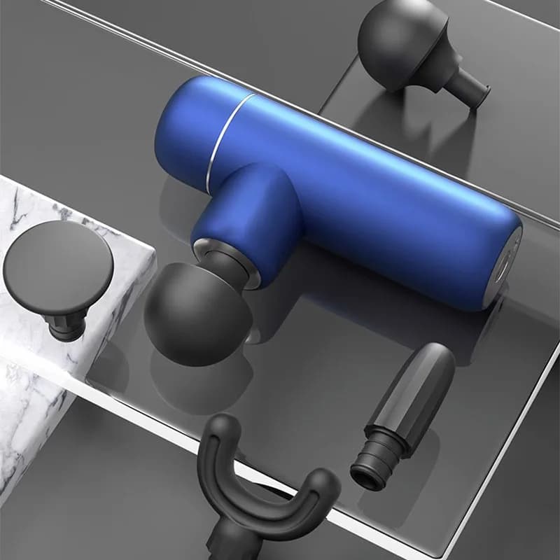USB electric massager made of aluminum alloy material with a metallic feel and fascia gun with 4 levels of strength for deep bod